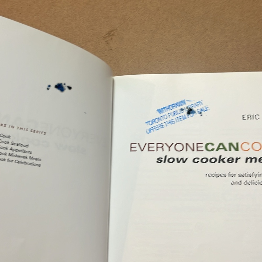 Slow Cooker Cookbook - Picture 3 of 5